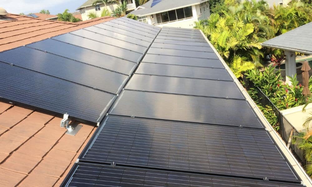 Advantages of Solar Power on Maui vs Fossil Fuels